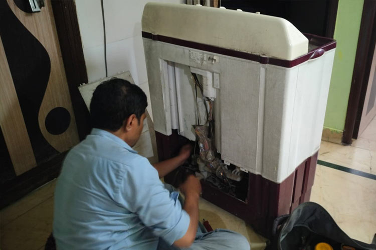 Semi Automatic Washing Machine in Malviya Nagar South Delhi Semi Automatic Washing Machine in Malviya Nagar South Delhi